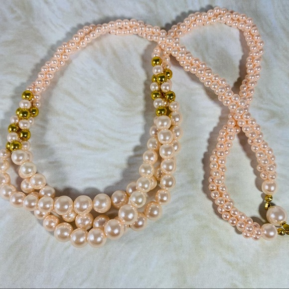 Vintage multi strand peach and gold twist necklace - Picture 5 of 5